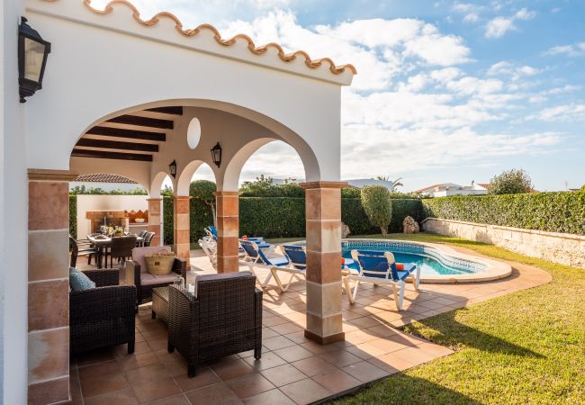 Villa in Cap d´Artruix - Fucsia Villa Menorca Villa in Cap d´Artruix - Fucsia Villa Menorca