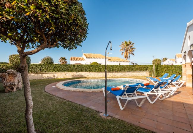 Villa in Cap d´Artruix - Fucsia Villa Menorca Villa in Cap d´Artruix - Fucsia Villa Menorca