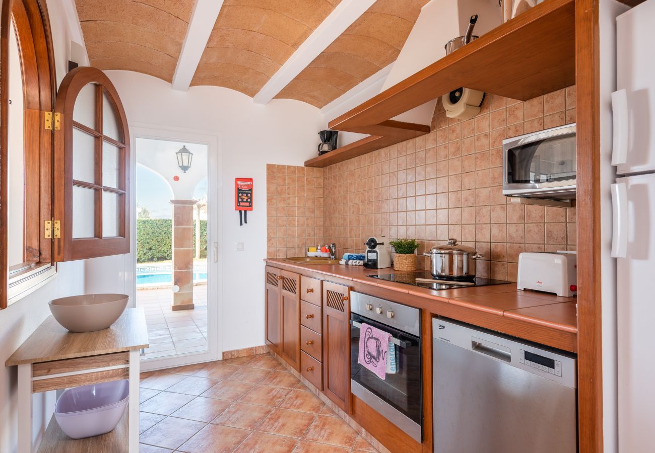Villa in Cap d´Artruix - Fucsia Villa Menorca Villa in Cap d´Artruix - Fucsia Villa Menorca