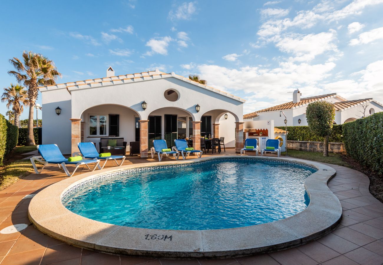 Villa in Cap d´Artruix - Fucsia Villa Menorca Villa in Cap d´Artruix - Fucsia Villa Menorca