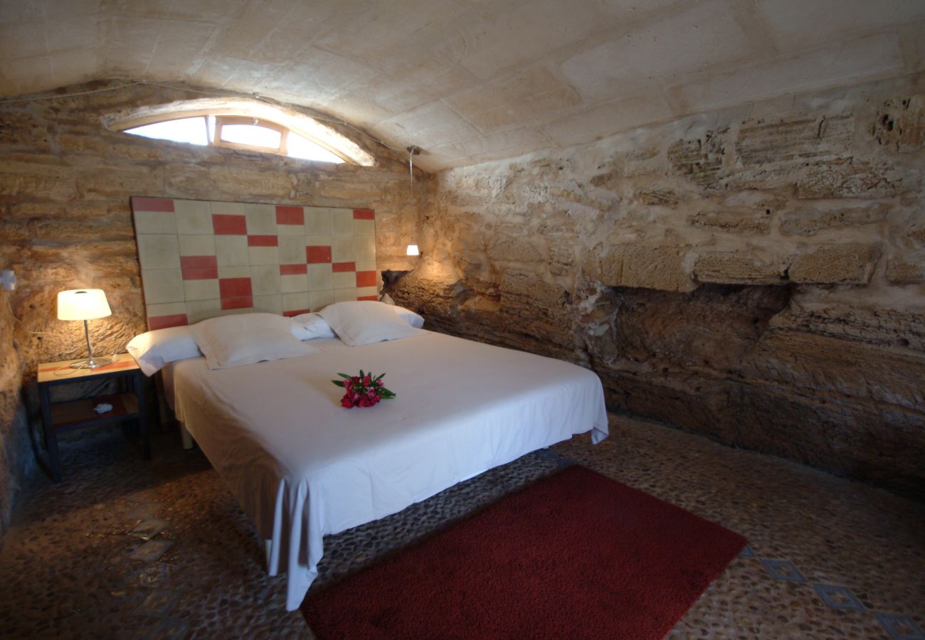 Villa in Alcudia - Villa Barcares Petit für 6 von BeBreeze