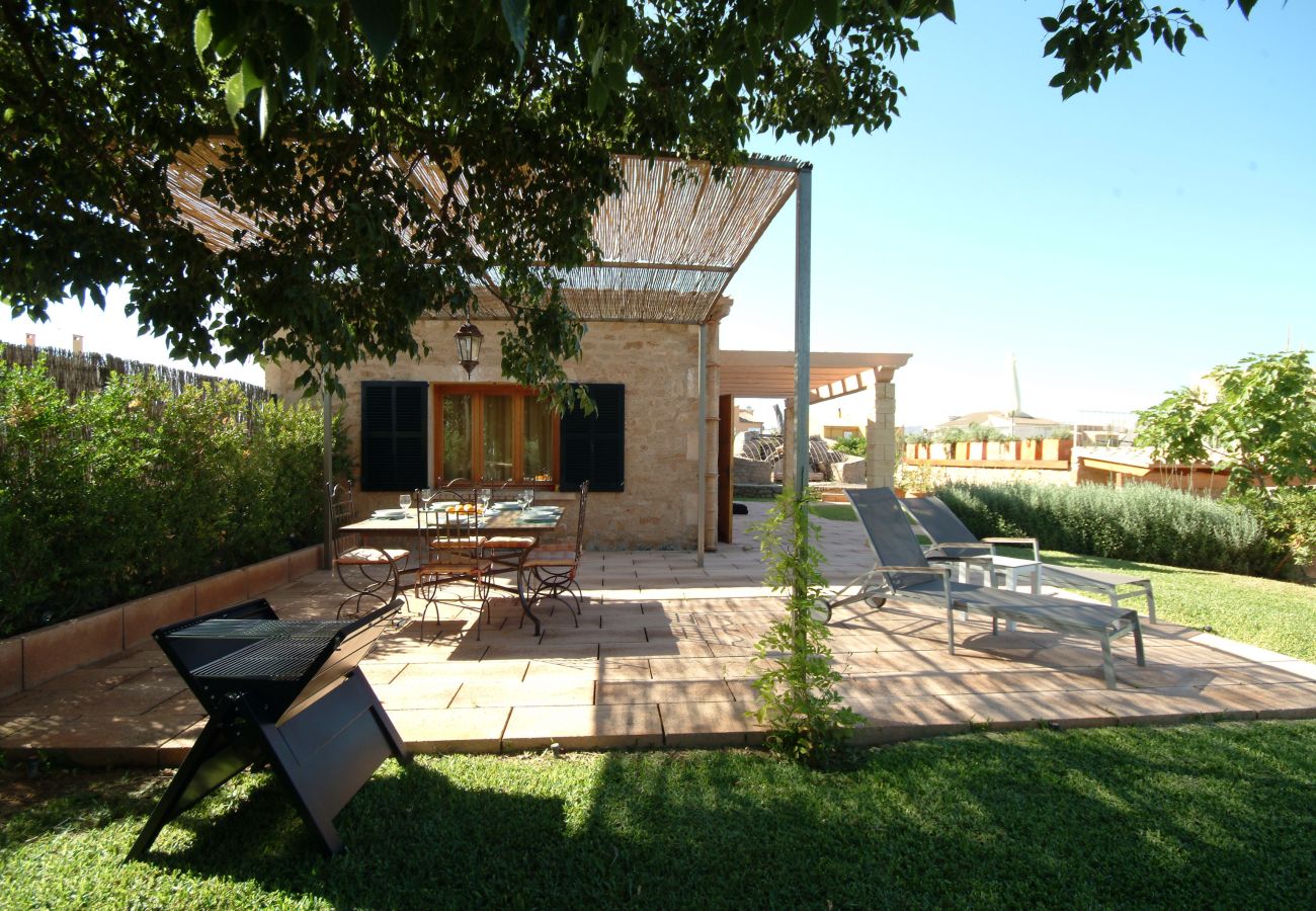 Villa in Alcudia - Villa Barcares Petit für 6 von BeBreeze