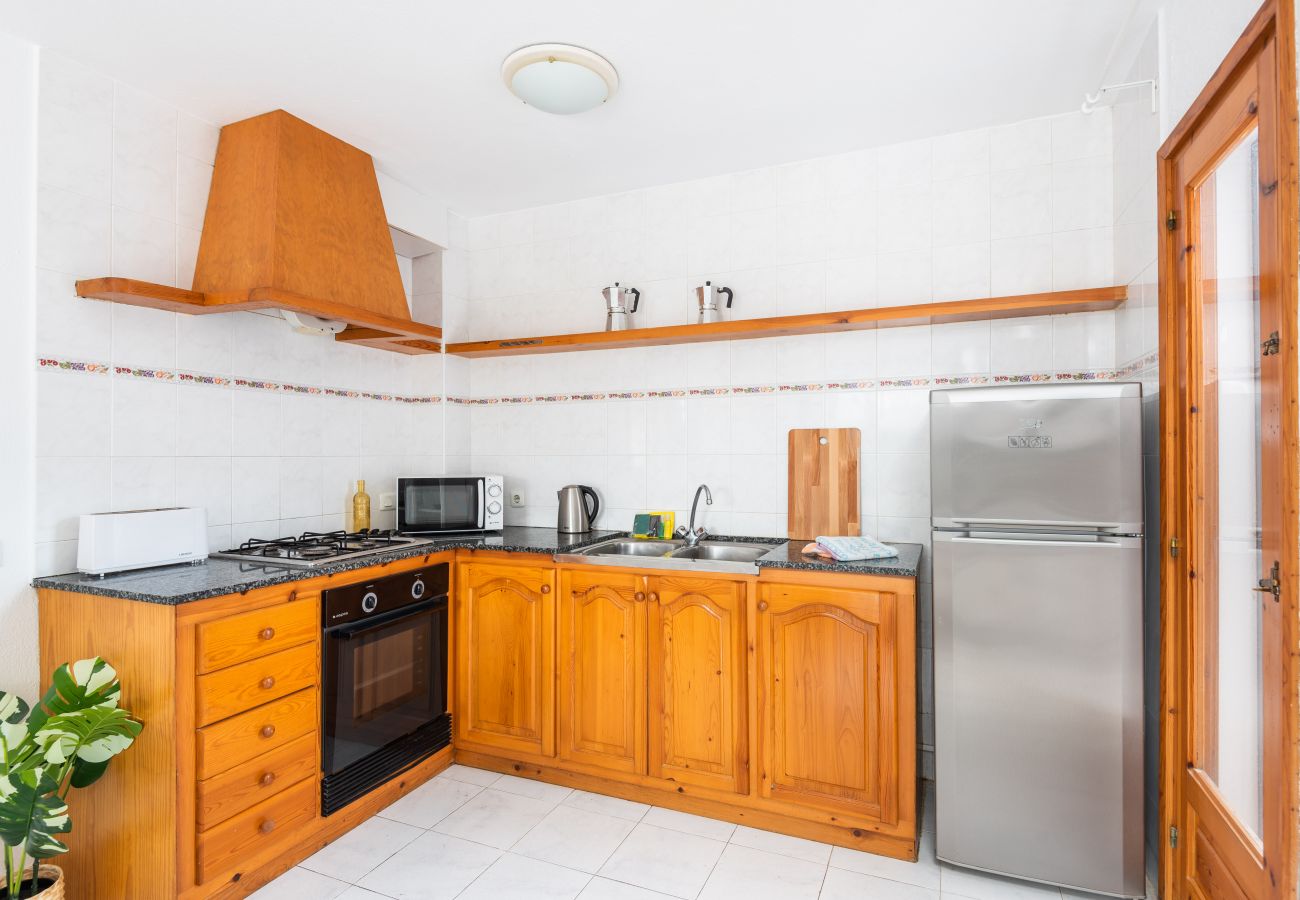 Apartment in Cala Blanca - Duplex apartment with all new furniture! Apartment in Cala Blanca - Duplex apartment with all new furniture!