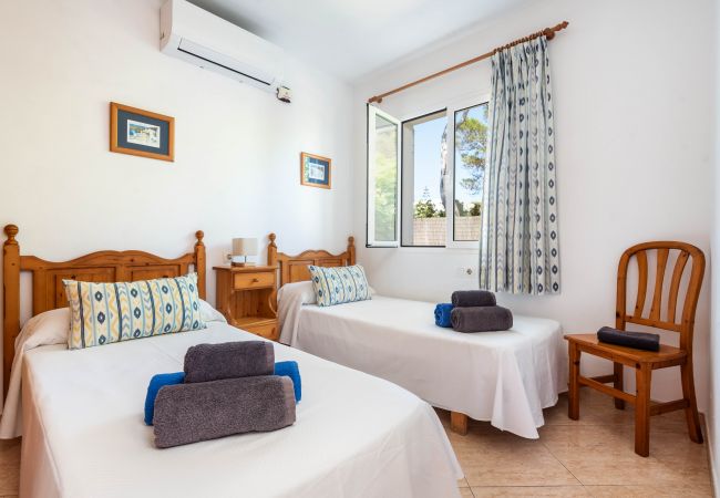 Villa in Cala Blanca - Perfect 4 bedroooms Villa in Cala Blanca  Villa in Cala Blanca - Perfect 4 bedroooms Villa in Cala Blanca