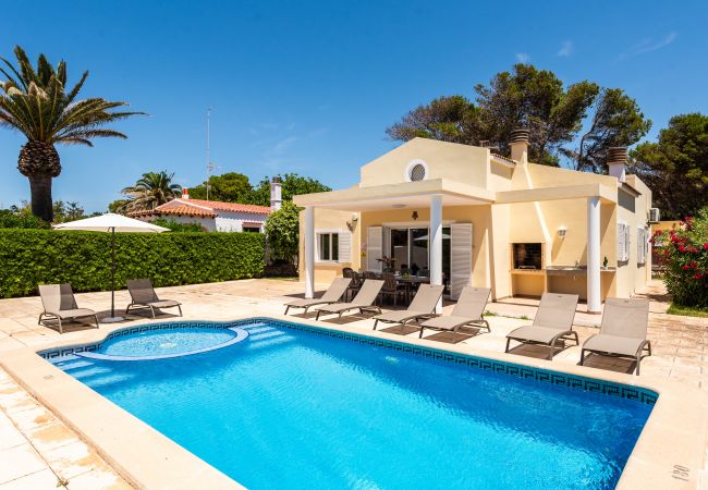 Villa in Cala Blanca - Perfect 4 bedroooms Villa in Cala Blanca  Villa in Cala Blanca - Perfect 4 bedroooms Villa in Cala Blanca