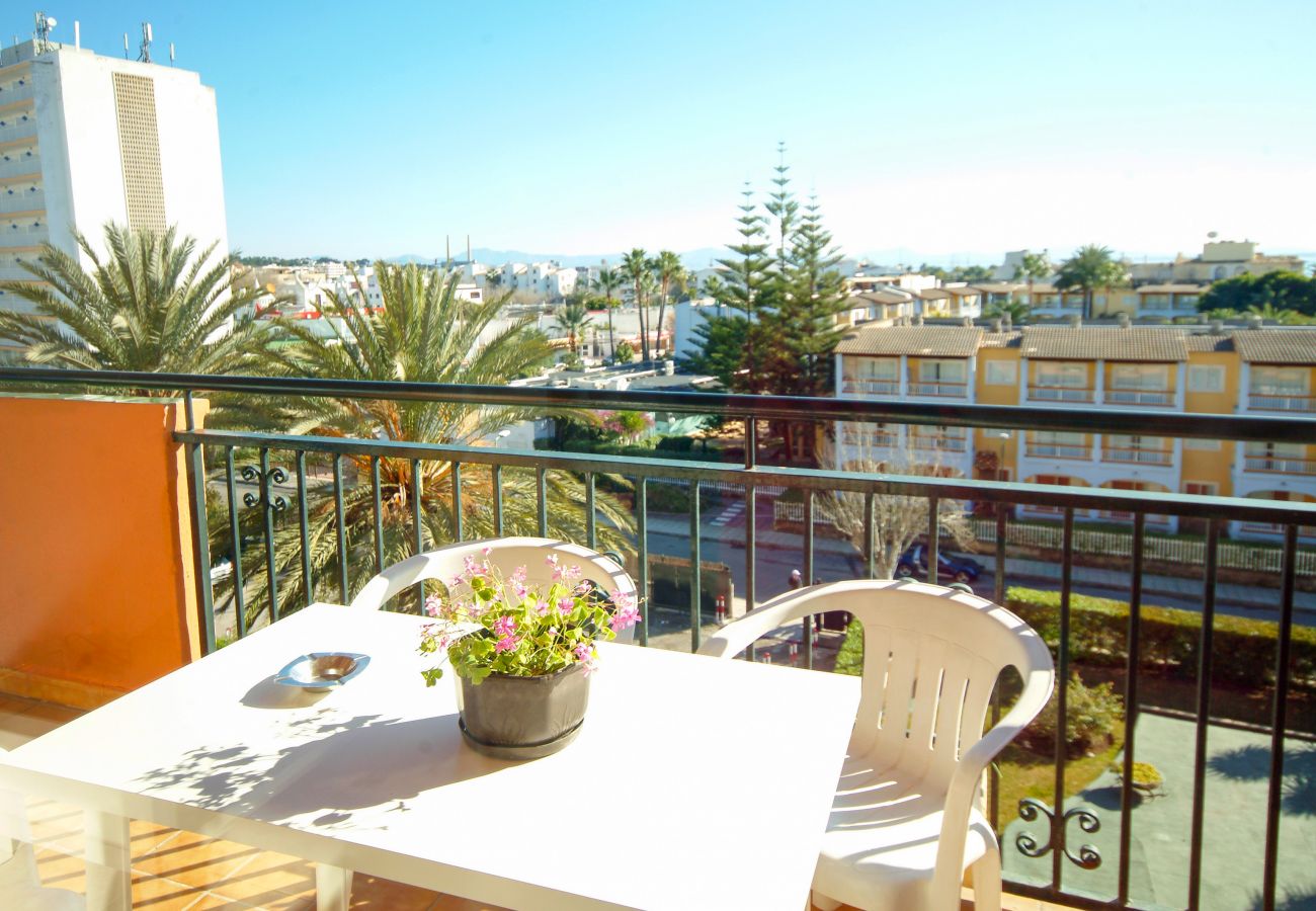 Apartment in Alcudia - Apartment Arcoiris with sea views by BeBreeze