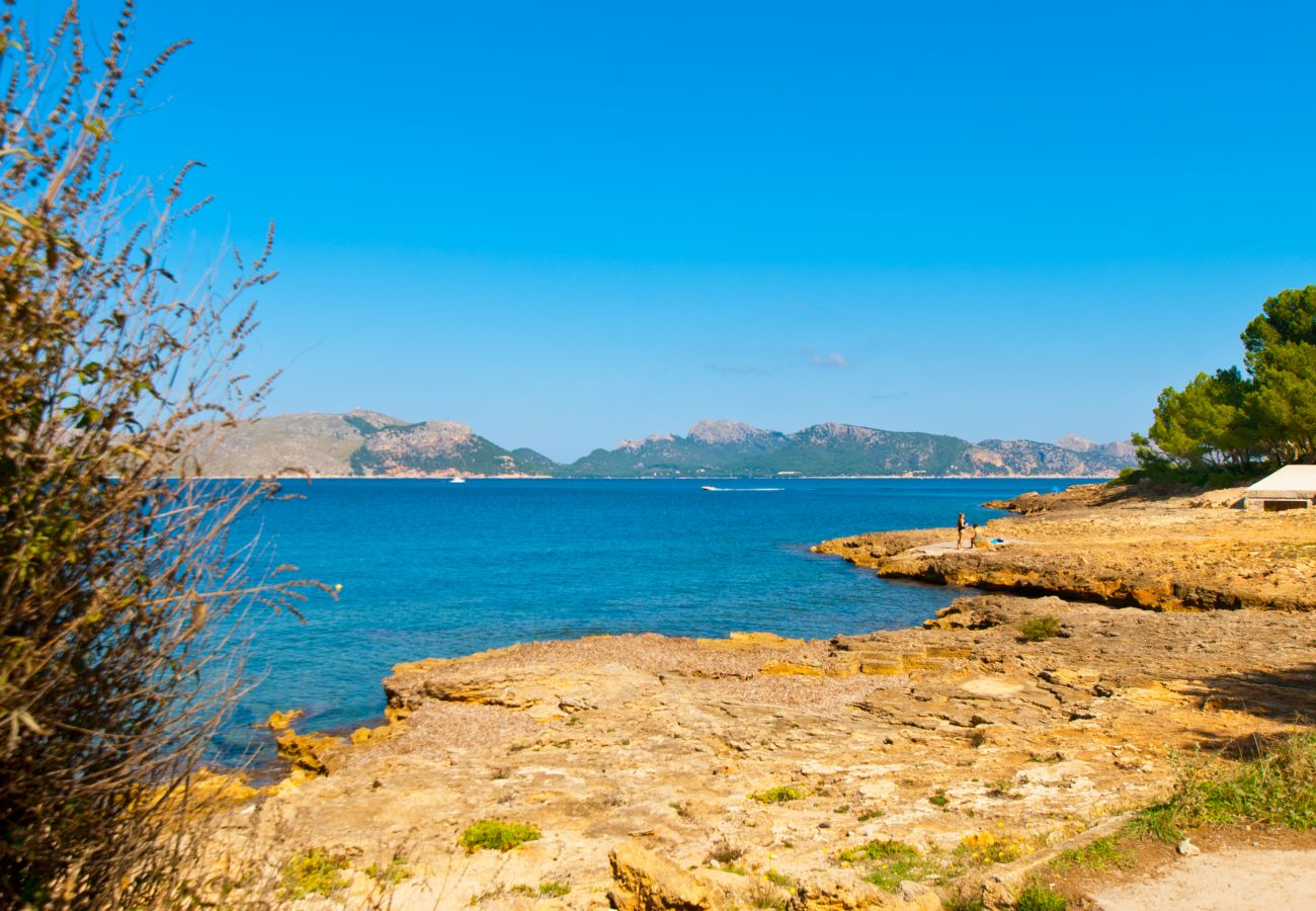 Villa in Alcudia - Villa Tita de Manresa with sea views by BeBreeze