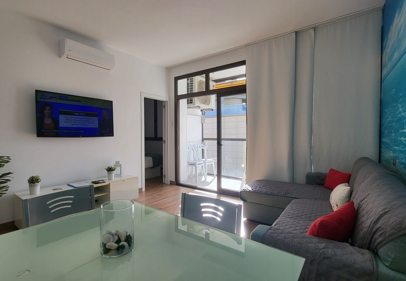 House in Las Palmas de Gran Canaria - Lovely balcony sea views By CanariasGetaway 