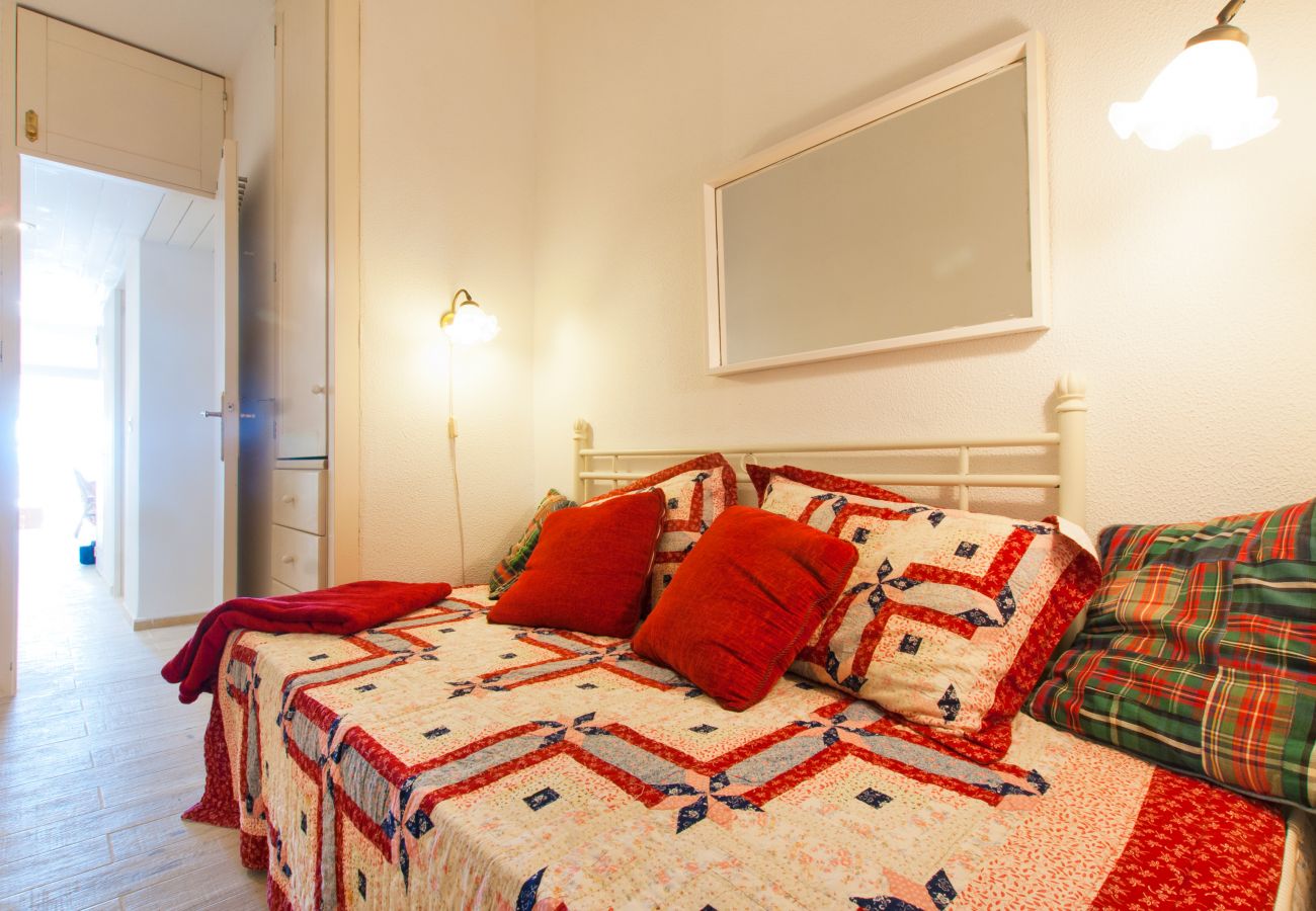 Apartment in Alcudia - Apartment Oiza Sand Castle 24 by BeBreeze