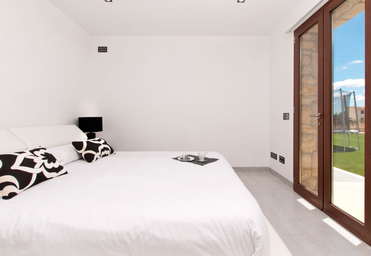 Villa in Binissalem - Villa Es Velar de Binissalem by BeBreeze