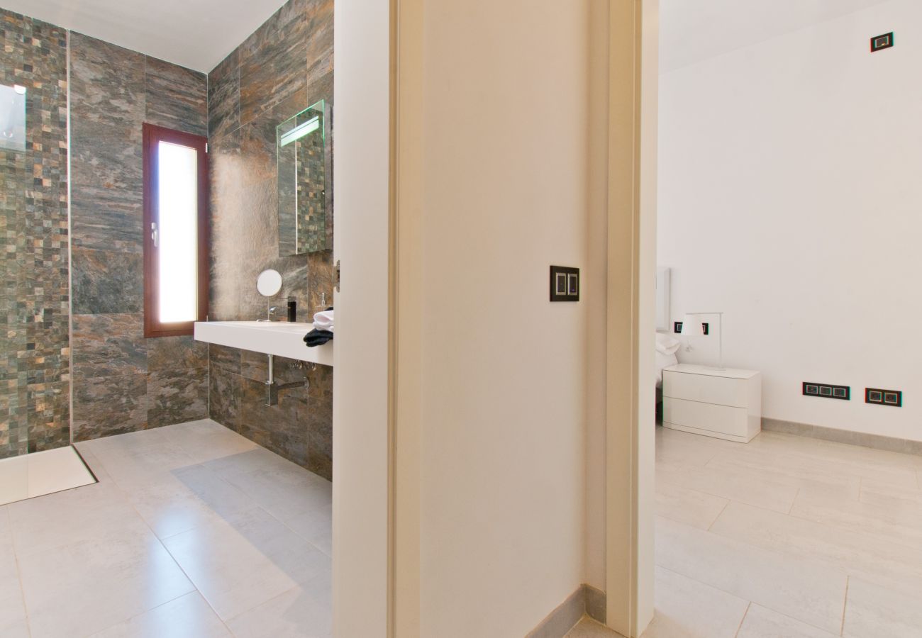 Villa in Binissalem - Villa Es Velar de Binissalem by BeBreeze