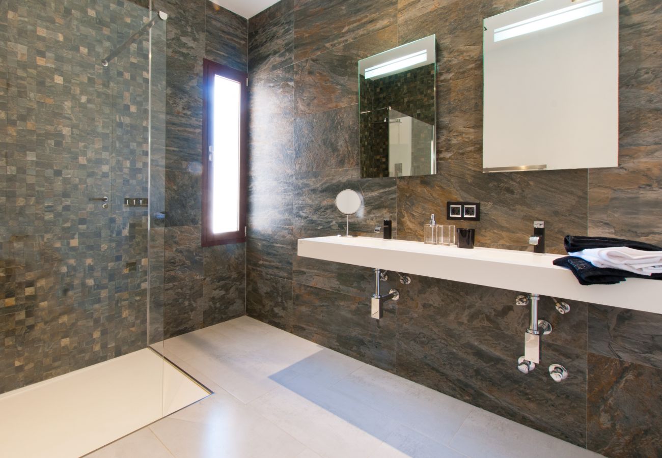 Villa in Binissalem - Villa Es Velar de Binissalem by BeBreeze