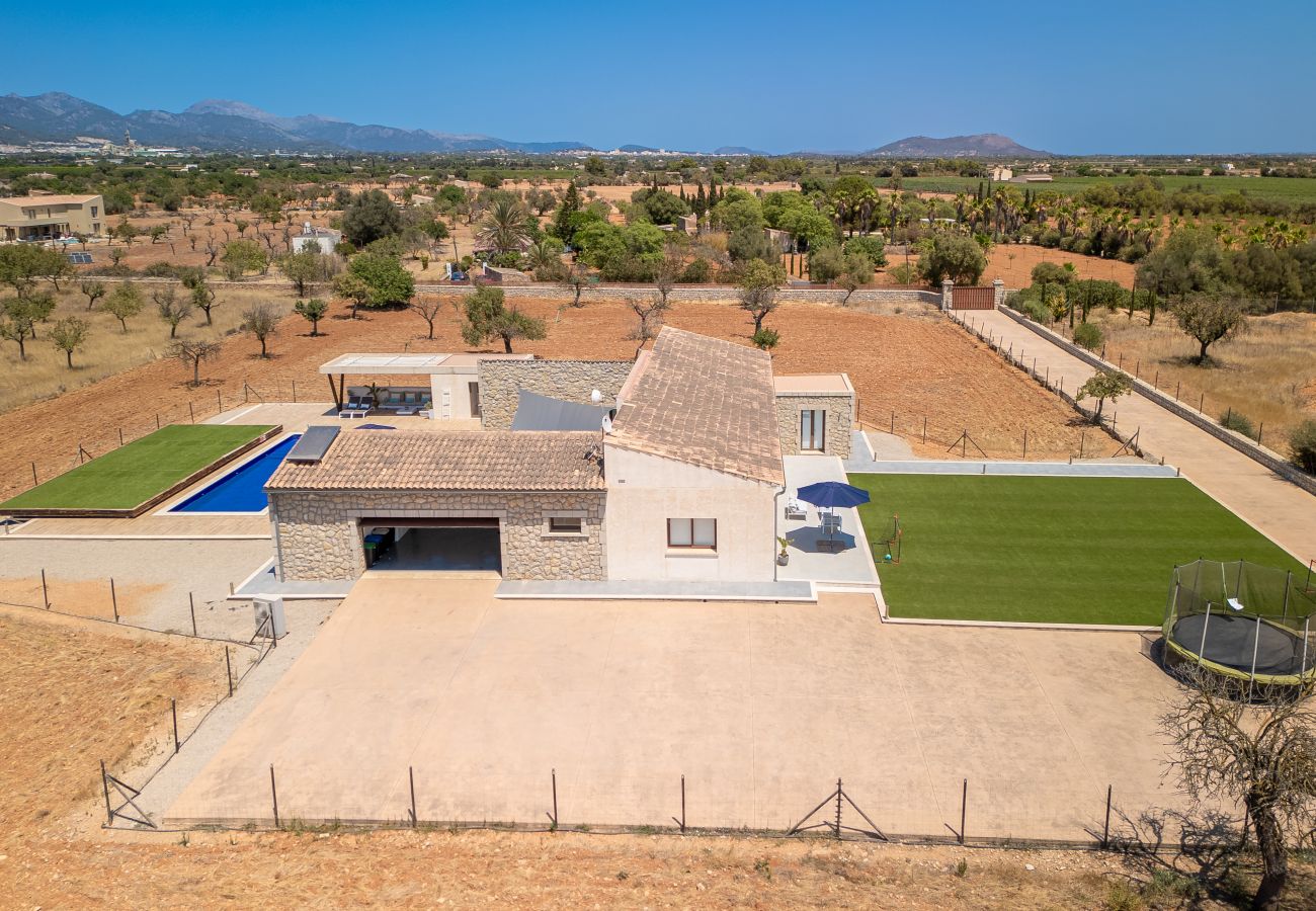 Villa in Binissalem - Villa Es Velar de Binissalem by BeBreeze