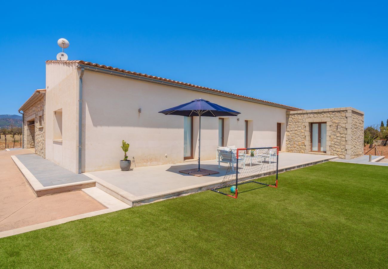 Villa in Binissalem - Villa Es Velar de Binissalem by BeBreeze