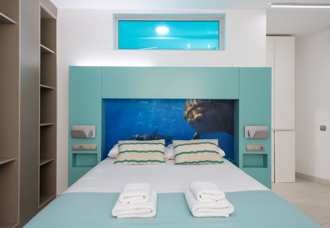 Studio in Las Palmas de Gran Canaria - Edison Building 304 By CanariasGetaway  Studio in Las Palmas de Gran Canaria - Edison Building 304 By CanariasGetaway