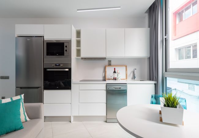 Studio in Las Palmas de Gran Canaria - Edison Building 304 By CanariasGetaway  Studio in Las Palmas de Gran Canaria - Edison Building 304 By CanariasGetaway