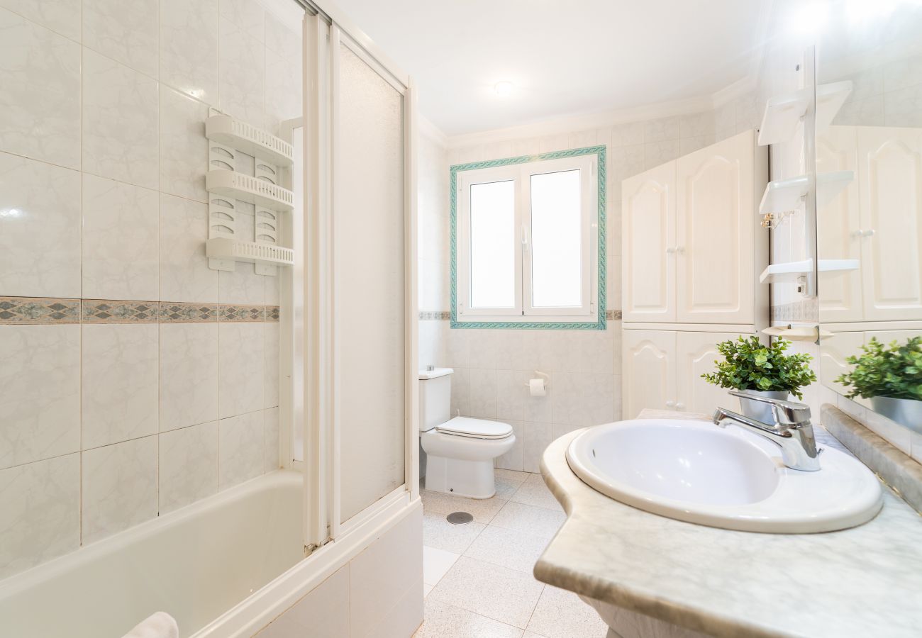 House in Las Palmas de Gran Canaria - Next to the beach - 5 beds By CanariasGetaway  House in Las Palmas de Gran Canaria - Next to the beach - 5 beds By CanariasGetaway