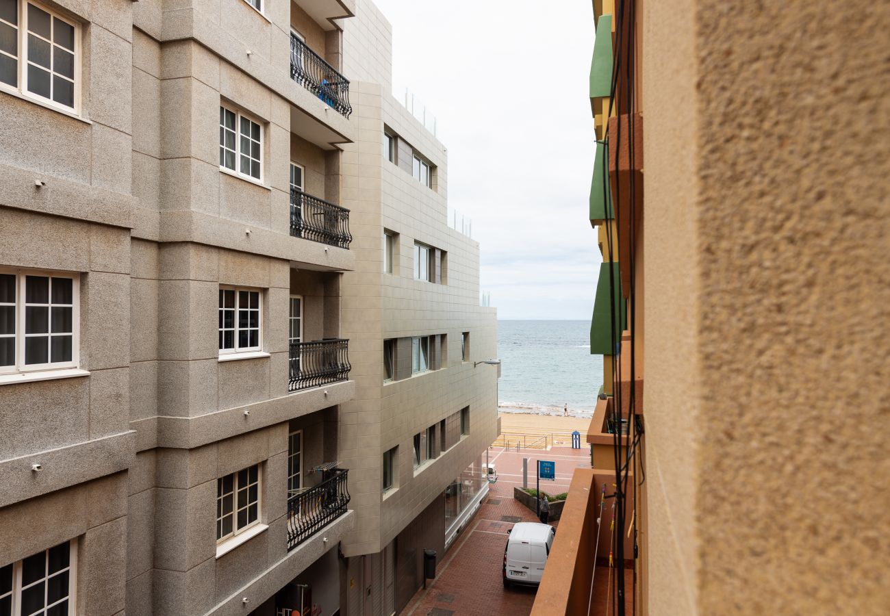 House in Las Palmas de Gran Canaria - Next to the beach - 5 beds By CanariasGetaway  House in Las Palmas de Gran Canaria - Next to the beach - 5 beds By CanariasGetaway