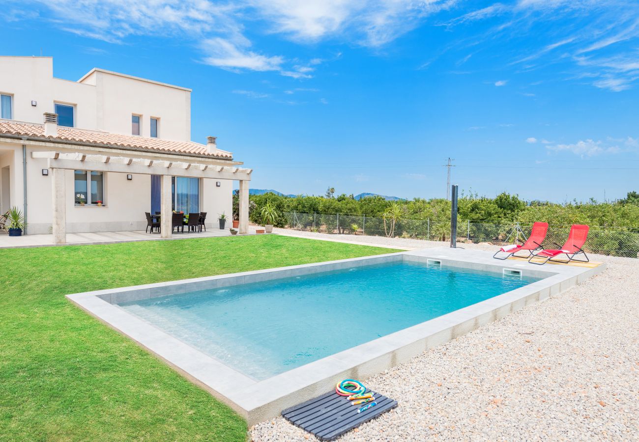 Villa in Llubi - Villa Albaimar by BeBreeze
