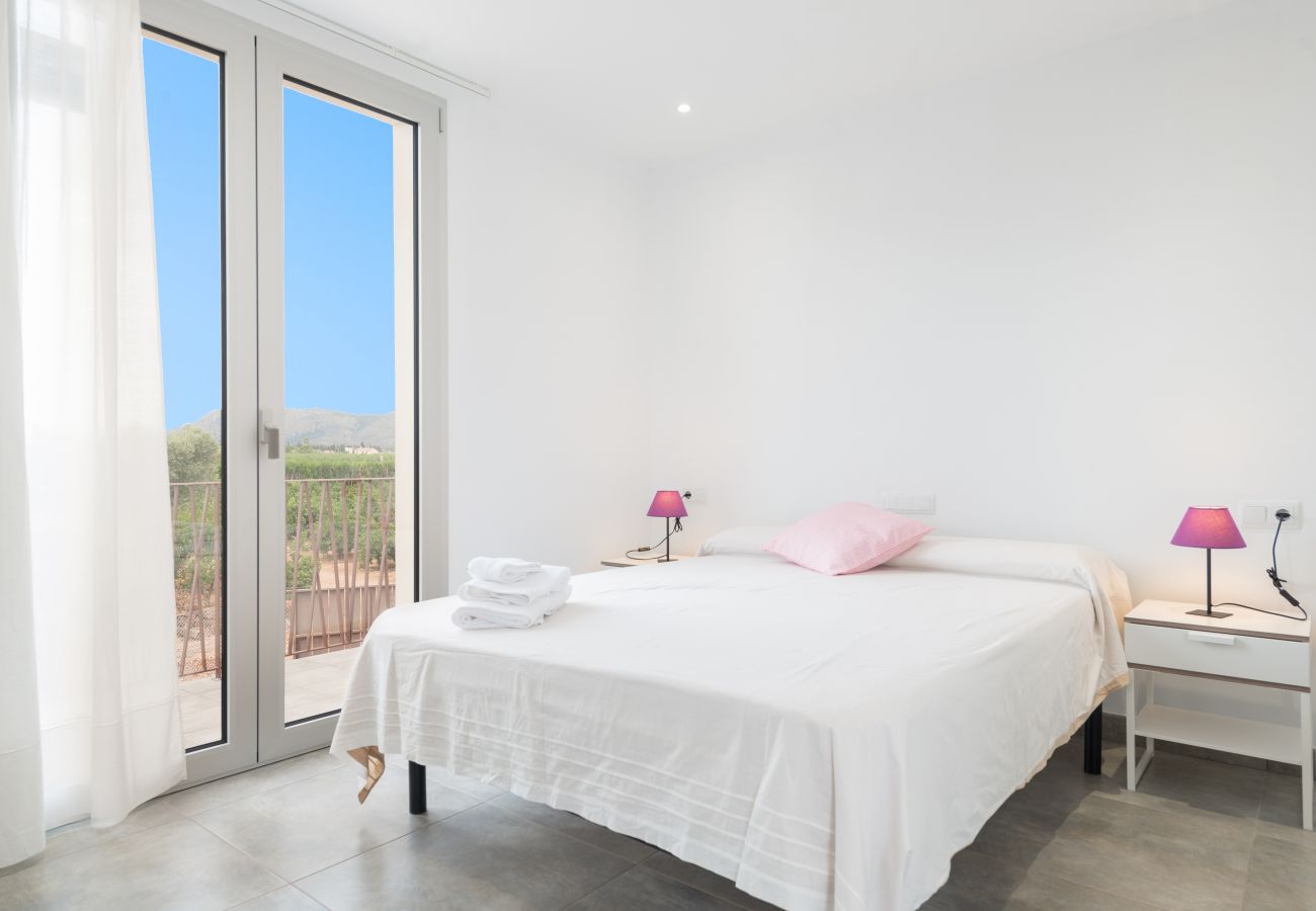 Villa in Llubi - Villa Albaimar by BeBreeze