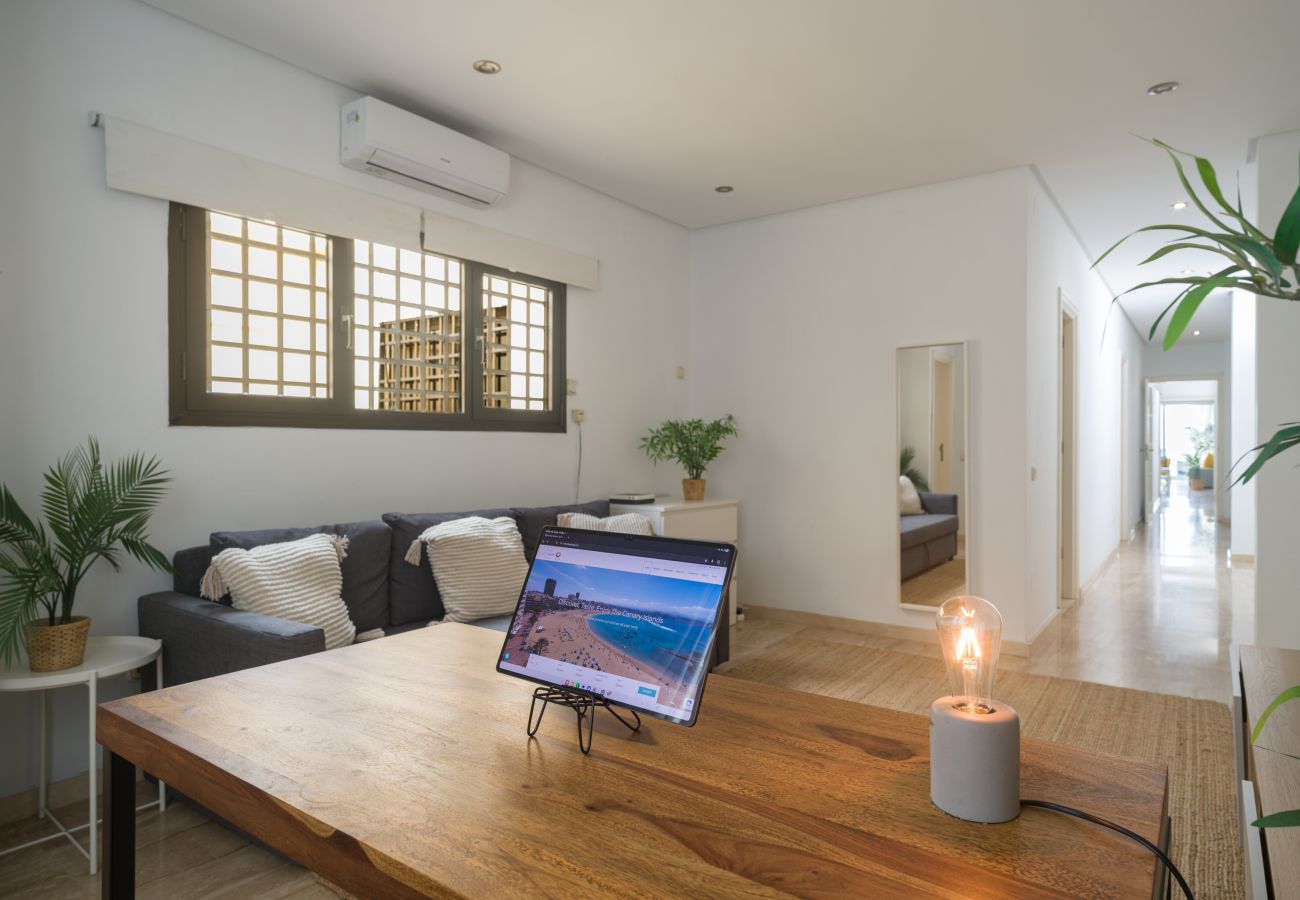 House in Las Palmas de Gran Canaria - Awesome beachfront terrace By CanariasGetaway  House in Las Palmas de Gran Canaria - Awesome beachfront terrace By CanariasGetaway