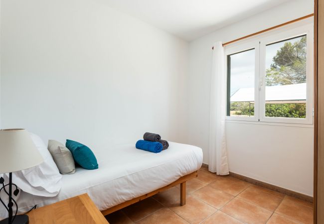 Villa in Cala Blanca - VILLA BINISARET 1 Villa in Cala Blanca - VILLA BINISARET 1