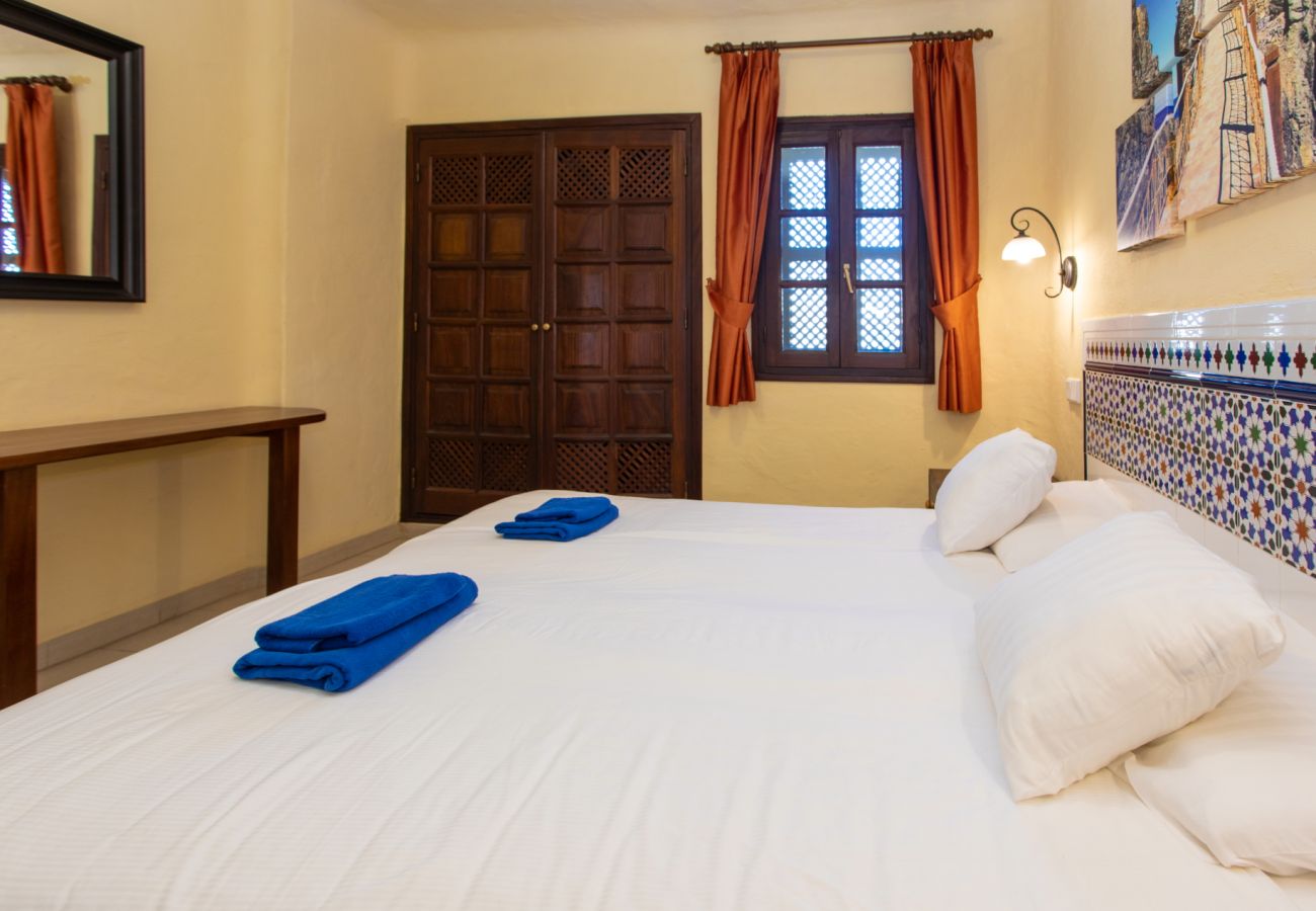Apartment in San Bartolomé de Tirajana - Altamar 44 balcony&pool By CanariasGetaway 