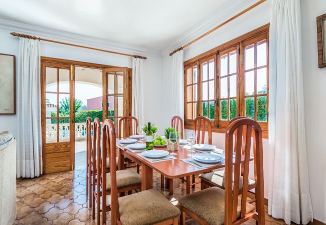 Villa in Cala Blanca - JALIMA Villa in Cala Blanca - JALIMA