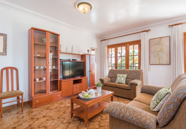 Villa in Cala Blanca - JALIMA Villa in Cala Blanca - JALIMA