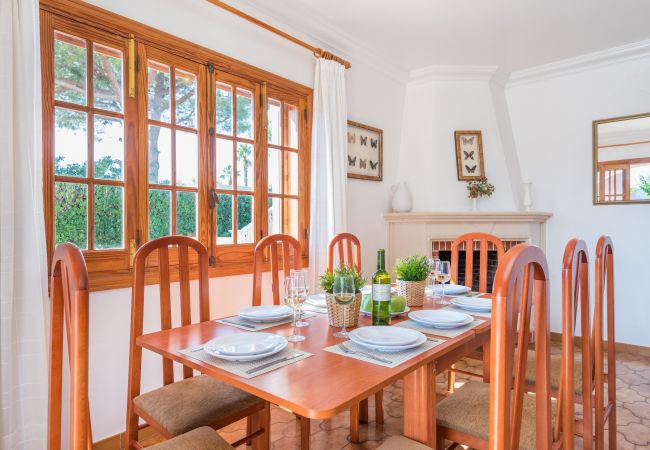 Villa in Cala Blanca - JALIMA Villa in Cala Blanca - JALIMA