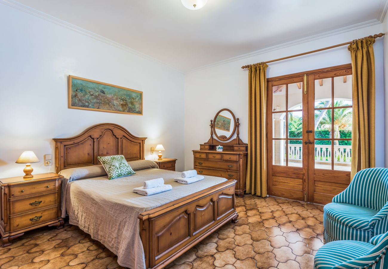 Villa in Cala Blanca - JALIMA Villa in Cala Blanca - JALIMA