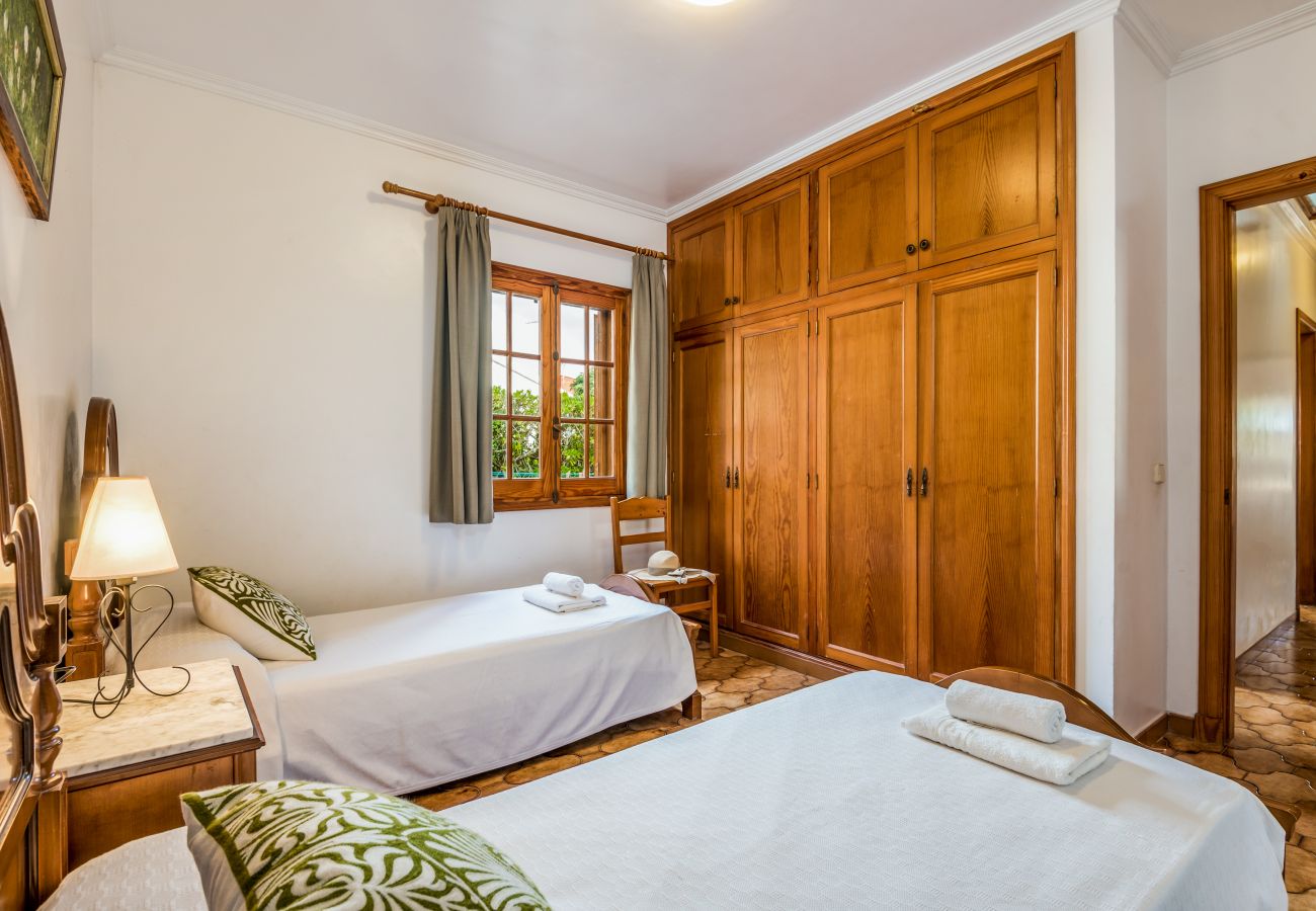 Villa in Cala Blanca - JALIMA Villa in Cala Blanca - JALIMA