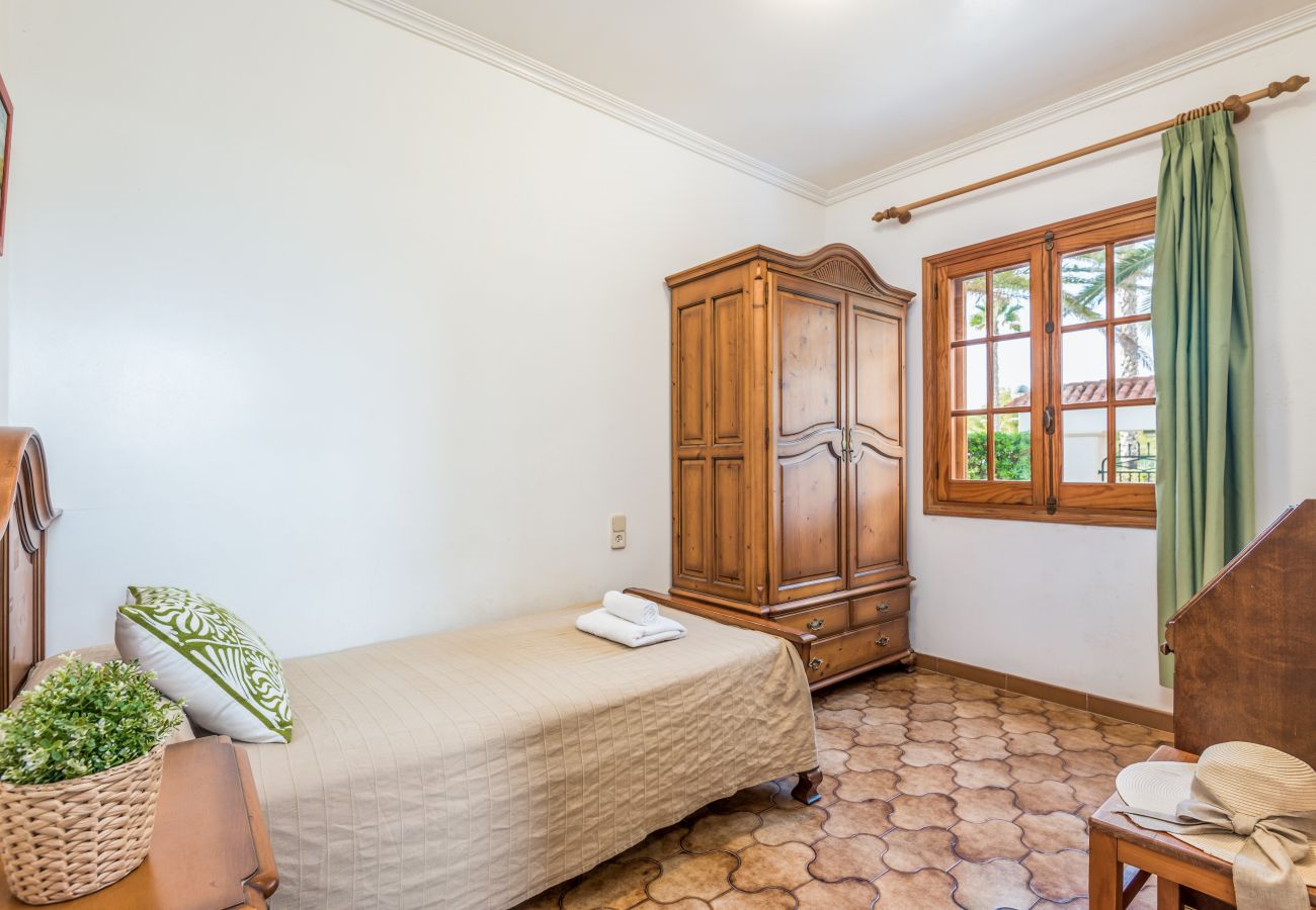 Villa in Cala Blanca - JALIMA Villa in Cala Blanca - JALIMA