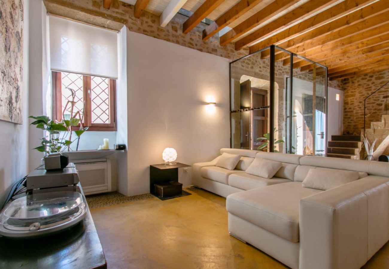 House in Alcudia - Casa Murallas de Alcudia by BeBreeze