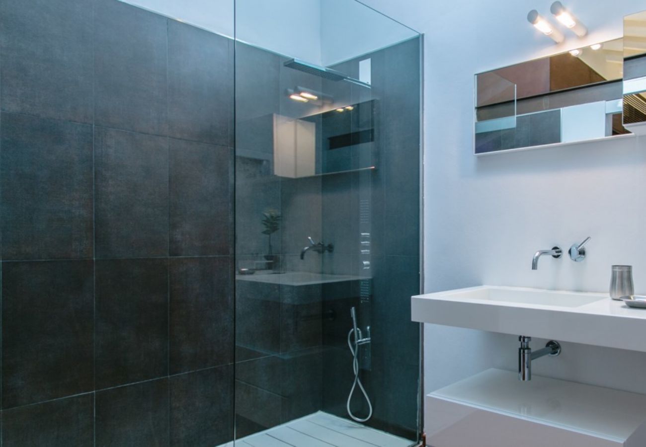 House in Alcudia - Casa Murallas de Alcudia by BeBreeze