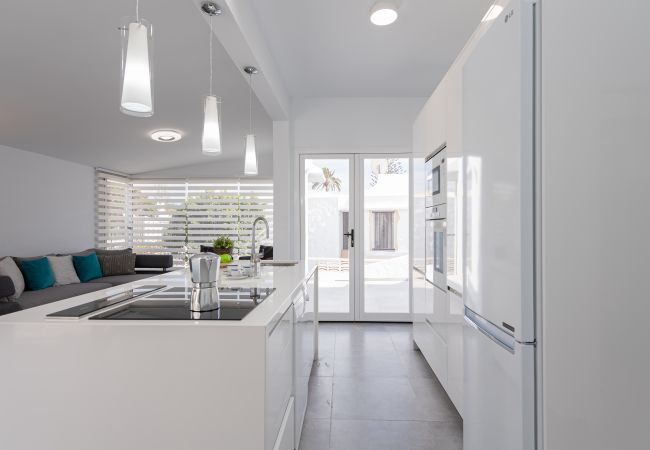 Bungalow in San Bartolomé de Tirajana -  Stunning Bungalow Dragón Club II  Gran Canaria Stays - Holiday Rentals Bungalow in San Bartolomé de Tirajana -  Stunning Bungalow Dragón Club II  Gran Canaria Stays - Holiday Rentals