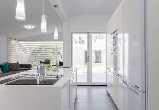 Bungalow in San Bartolomé de Tirajana -  Stunning Bungalow Dragón Club II  Gran Canaria Stays - Holiday Rentals Bungalow in San Bartolomé de Tirajana -  Stunning Bungalow Dragón Club II  Gran Canaria Stays - Holiday Rentals