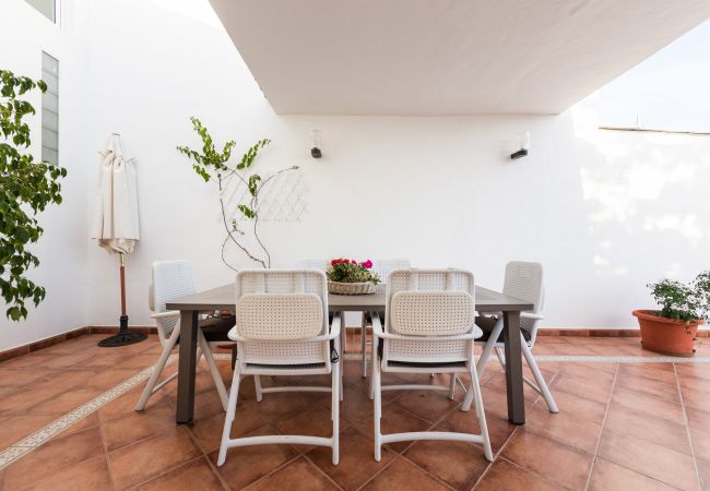 holiday rental in maspalomas close to the golf course with terrace holiday rental in maspalomas close to the golf course with terrace