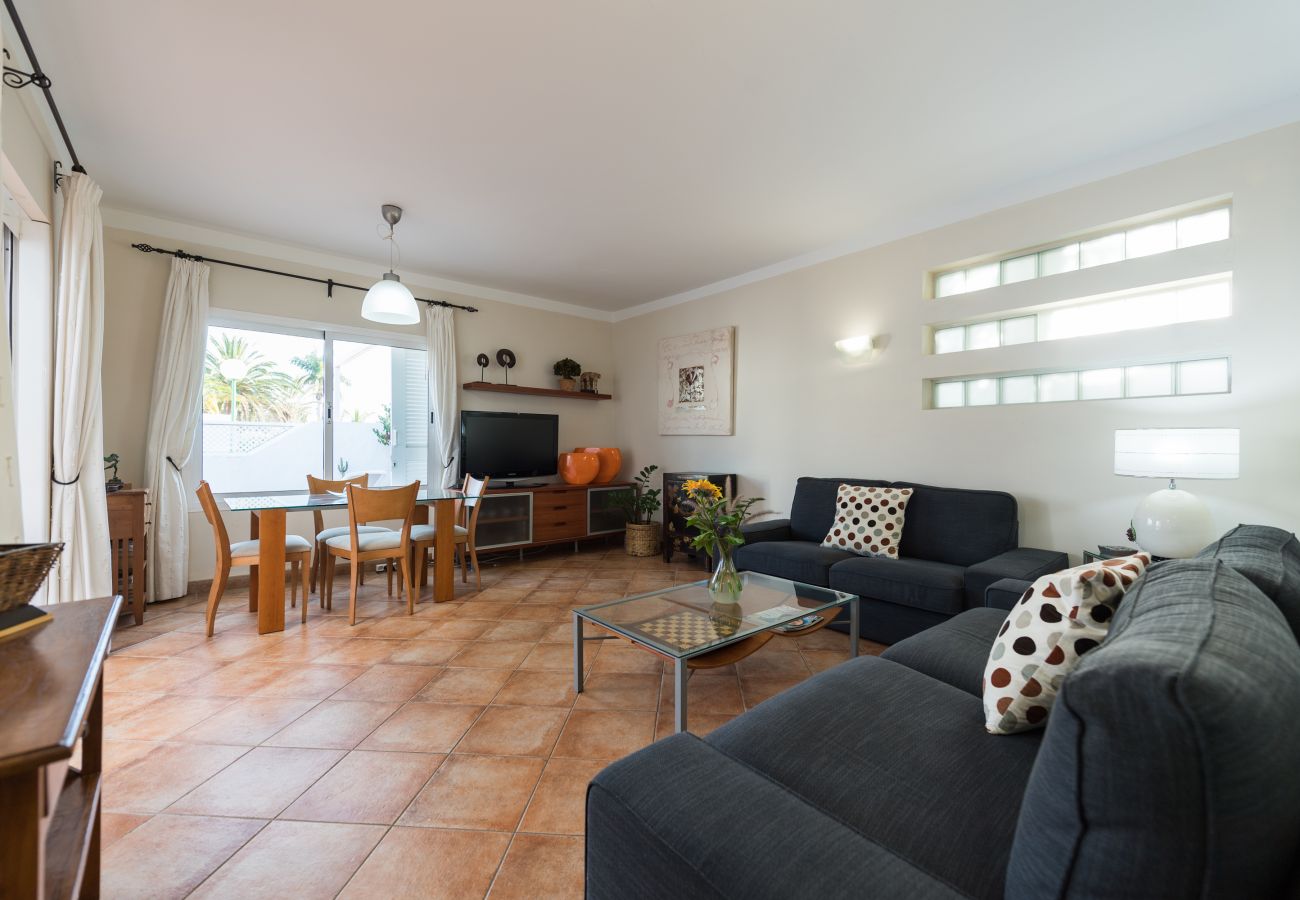 House in San Bartolomé de Tirajana - Spacious house in a very quiet area and close to all services House in San Bartolomé de Tirajana - Spacious house in a very quiet area and close to all services