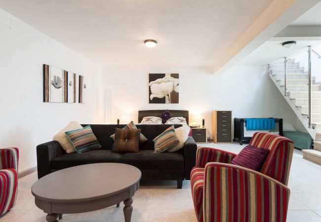 Chalet in Mogán - Private heated pool in quiet surroundings and sea views at the golf course Chalet in Mogán - Private heated pool in quiet surroundings and sea views at the golf course