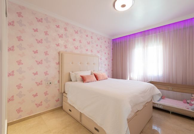 House in Maspalomas - Pool, jacuzzi, games and steps from the beach House in Maspalomas - Pool, jacuzzi, games and steps from the beach