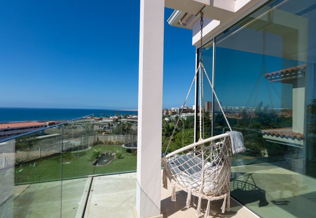 House in Maspalomas - Pool, jacuzzi, games and steps from the beach House in Maspalomas - Pool, jacuzzi, games and steps from the beach