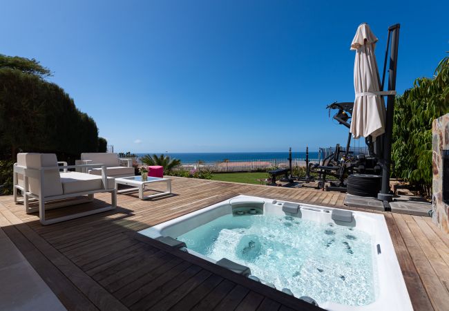 House in Maspalomas - Pool, jacuzzi, games and steps from the beach House in Maspalomas - Pool, jacuzzi, games and steps from the beach
