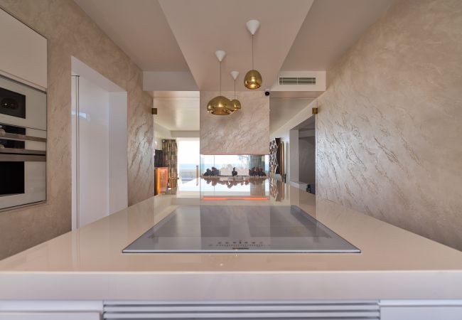 House in Maspalomas - Pool, jacuzzi, games and steps from the beach House in Maspalomas - Pool, jacuzzi, games and steps from the beach