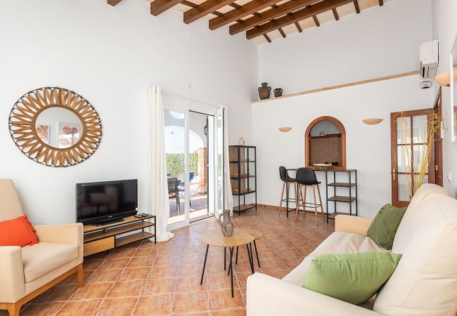 Villa in Cap d´Artruix - Fucsia Villa Menorca Villa in Cap d´Artruix - Fucsia Villa Menorca