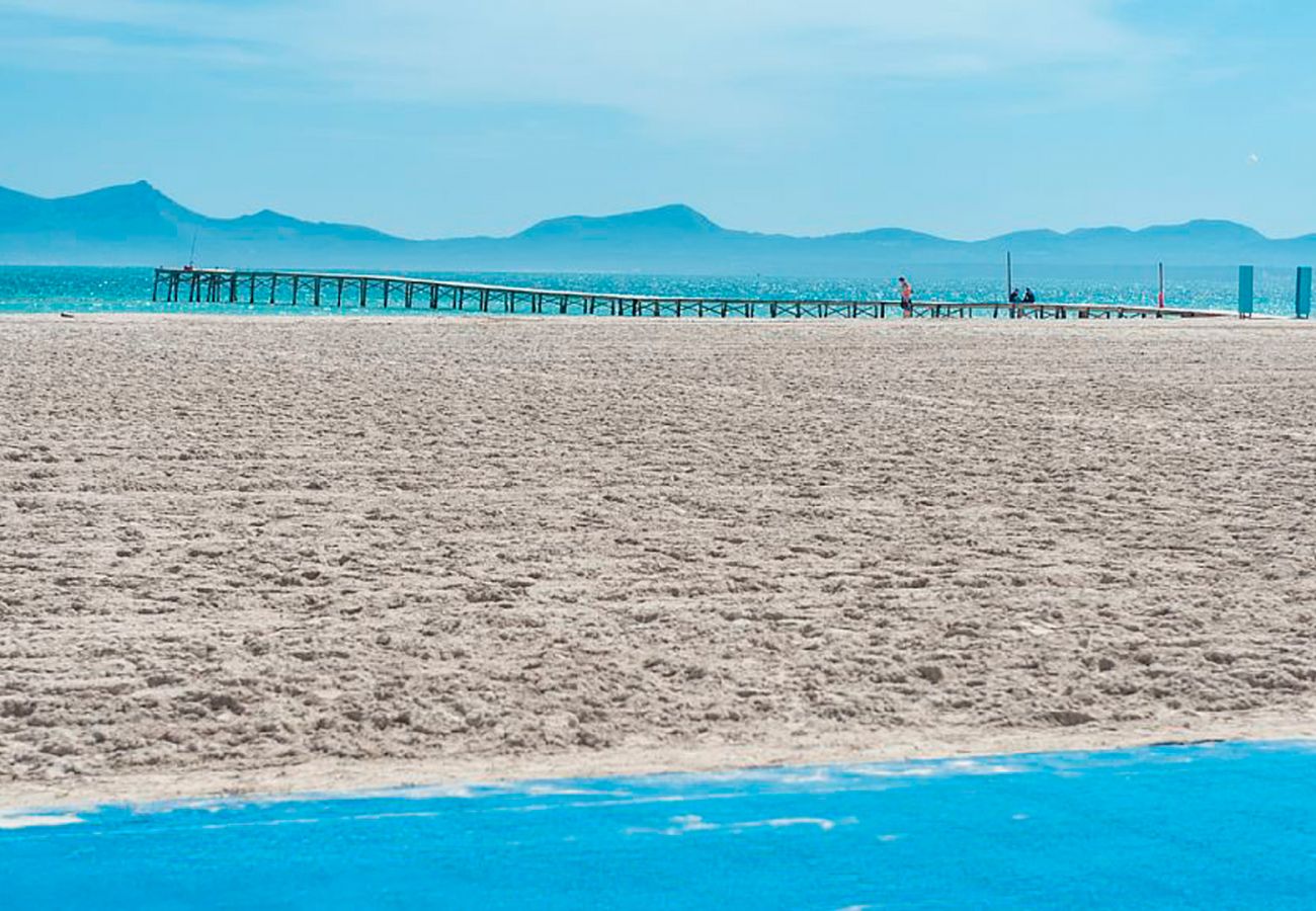 Apartment in Alcudia - Apartment Oiza Arena Blanca at the beach by BeBreeze