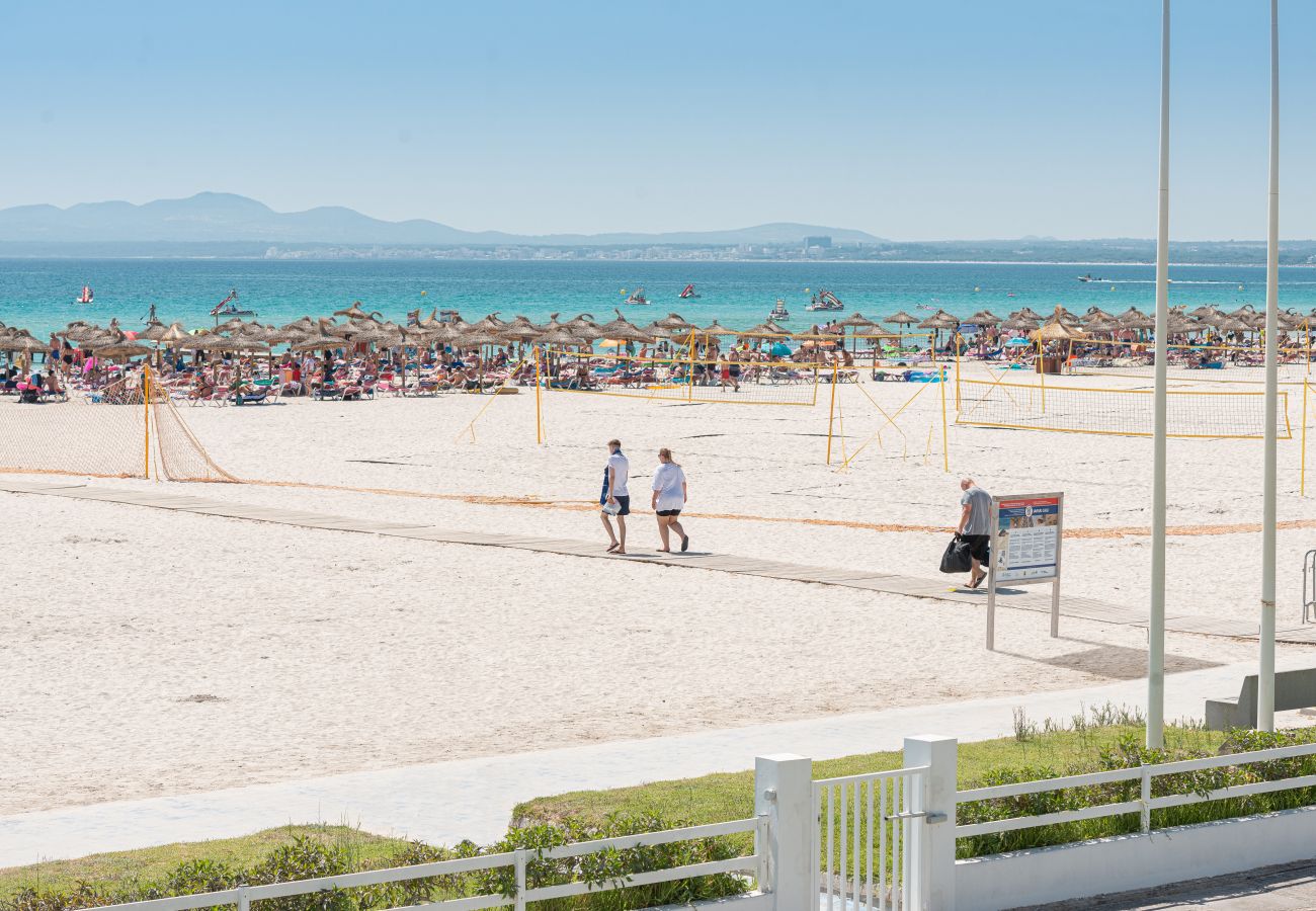Apartment in Alcudia - Apartment Oiza Arena Blanca at the beach by BeBreeze