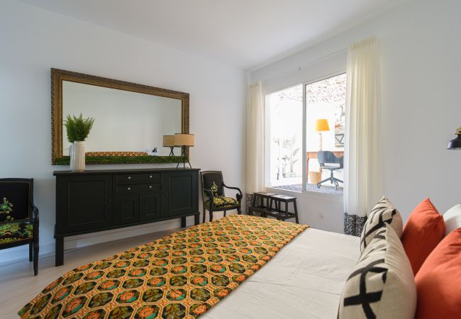 Terraced House in Las Palmas de Gran Canaria - Cosmopolitan Design by CanariasGetaway  Terraced House in Las Palmas de Gran Canaria - Cosmopolitan Design by CanariasGetaway