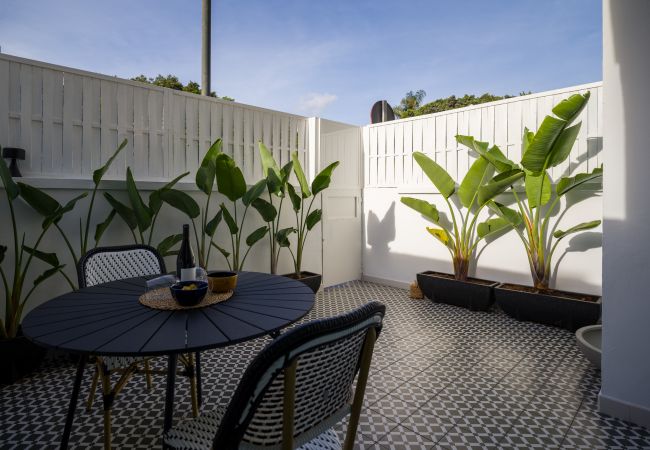 Terraced House in Las Palmas de Gran Canaria - Cosmopolitan Design by CanariasGetaway  Terraced House in Las Palmas de Gran Canaria - Cosmopolitan Design by CanariasGetaway