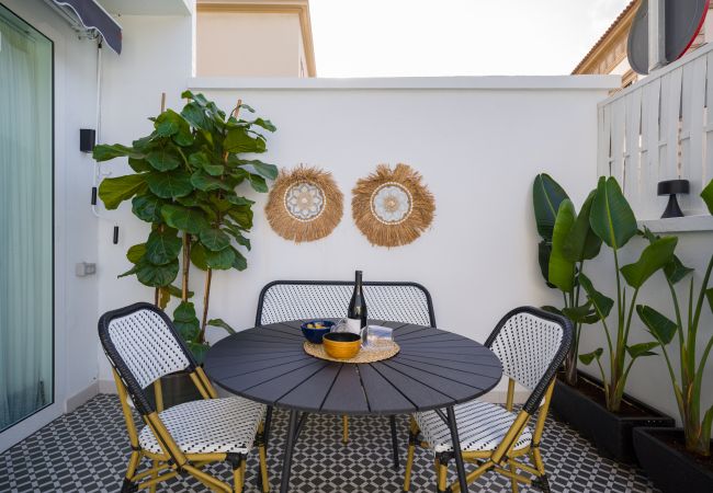 Terraced House in Las Palmas de Gran Canaria - Cosmopolitan Design by CanariasGetaway  Terraced House in Las Palmas de Gran Canaria - Cosmopolitan Design by CanariasGetaway